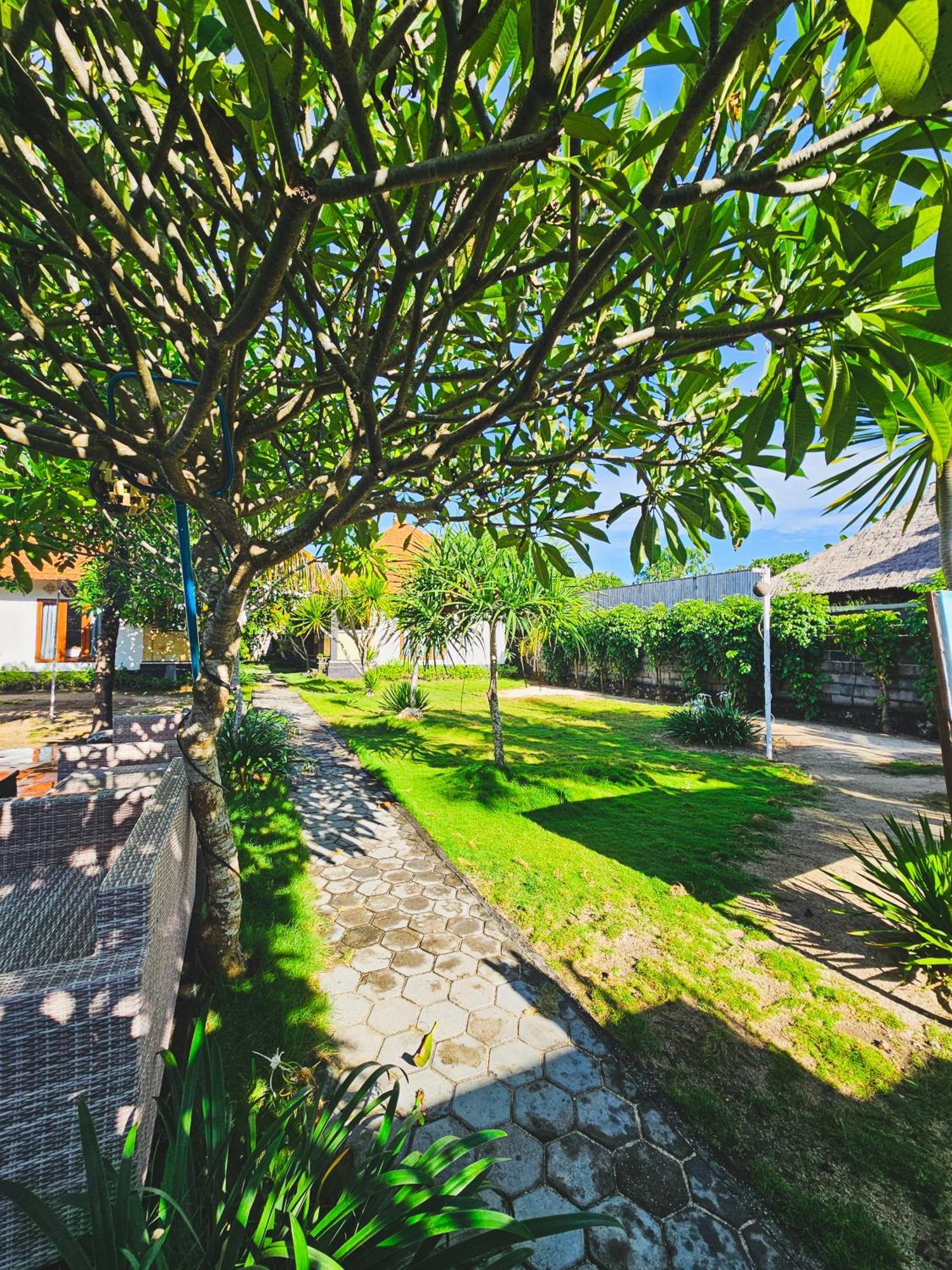 Hokita Home Stay Nusa Lembongan Zewnętrze zdjęcie